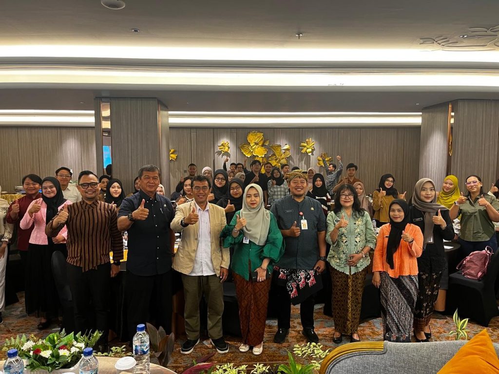 Workshop inkubasi wirausaha muda USTEDI bersama pemuda Kota Semarang