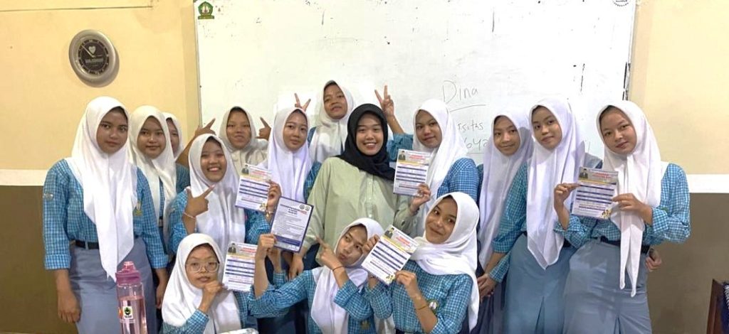 USTEDI Goes to School memberikan sosialisasi pendidikan tinggi di SMK Hidayah Semarang