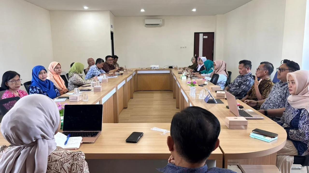 Sosialisasi Kebijakan Internal USTEDI bagi dosen tetap dan dosen kontrak